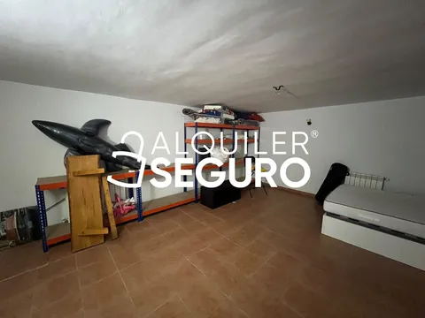 Casa de 230 m² a Valdeolmos-Alalpardo