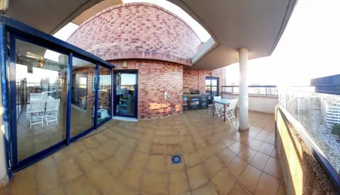 Pis de 85 m² a València