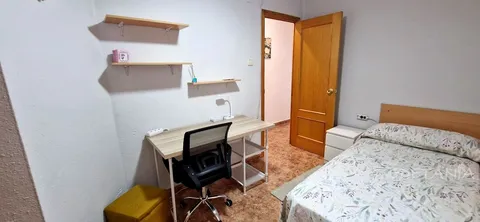 Chambre à louer, Montcada / Moncada