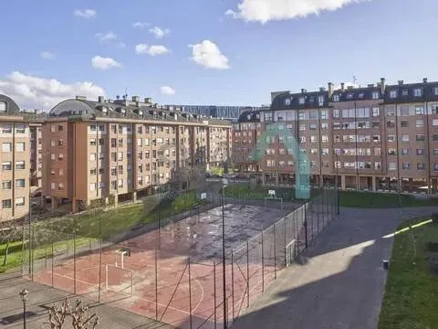 Appartement 82 m² à Oviède
