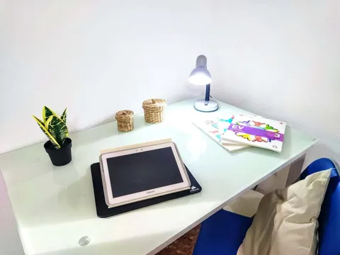 Habitació de lloguer, Burjassot