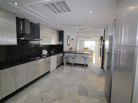 Wohnung 450 m² in Marbella