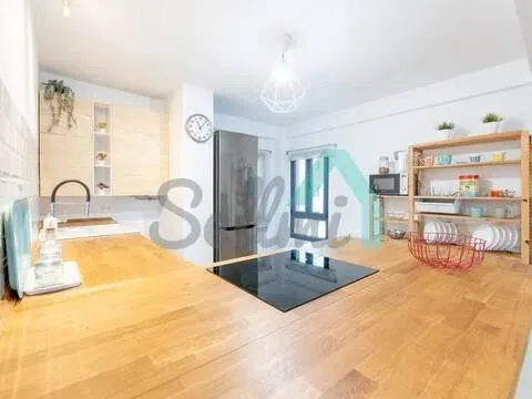 Pis de 86 m² a Oviedo