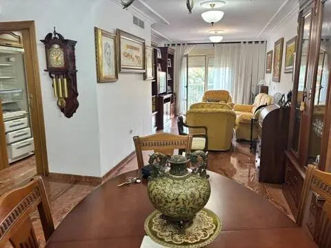 Pis de 130 m² a Alacant