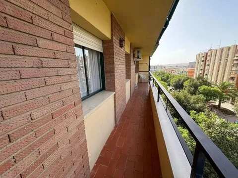 Pis de 111 m² a Còrdova