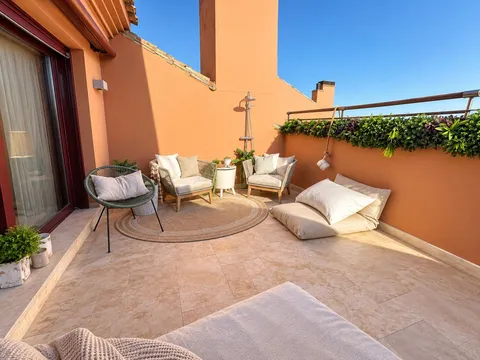 Appartement 330 m² à Luque