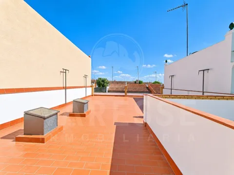 Casa de 99 m² a Benacazón