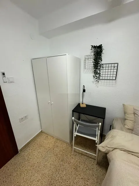 Chambre à louer, Valence
