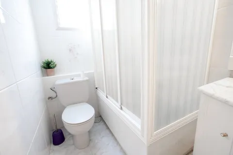 Chambre à louer, Valence