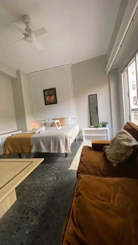 Chambre à louer, Valence
