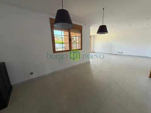 Flat 347 m² in Sariegos