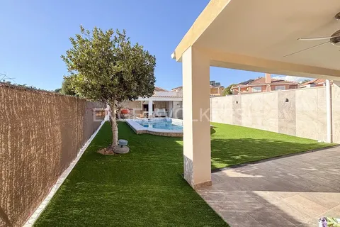 Pis de 200 m² a la Pobla de Vallbona