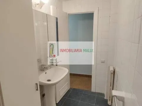 Pis de 80 m² a Oviedo