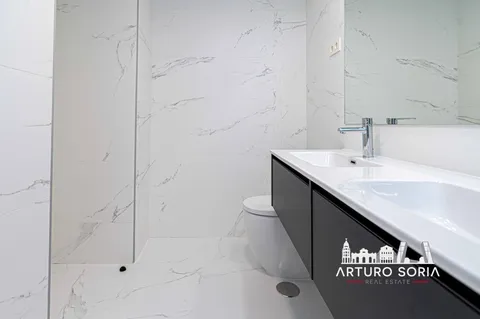 Appartamento 130 m² a Madrid