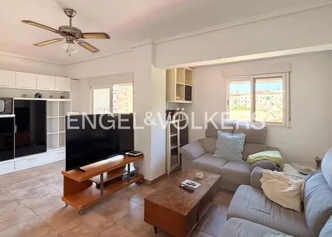 Appartamento 118 m² a Valencia