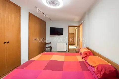 Pis de 200 m² a la Pobla de Vallbona