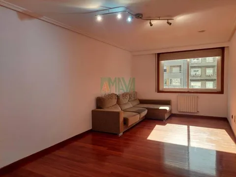Pis de 98 m² a Ourense