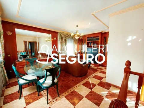 Casa de 220 m² a Casarrubios del Monte (2/35)