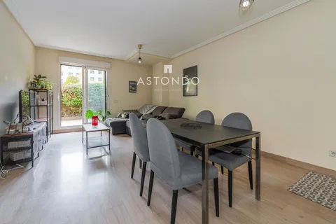 Wohnung 115 m² in Población de Arroyo