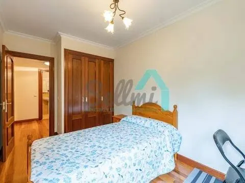Pis de 111 m² a Oviedo