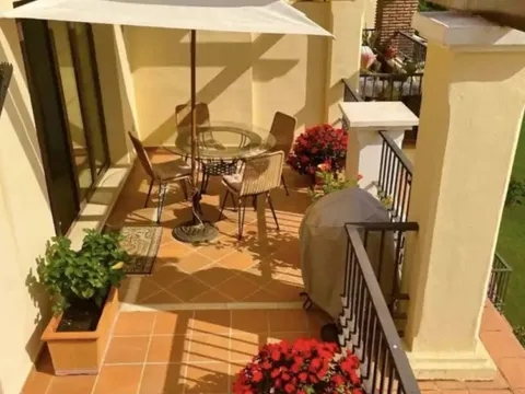 Pis de 230 m² a Benahavís