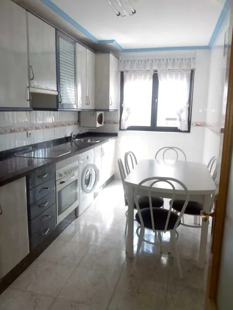 Pis de 115 m² a Valverde de la Virgen (2/29)