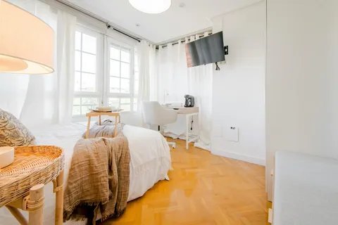 Room for rent, Madrid