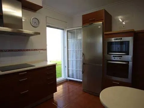 Casa de 216 m² a Udías
