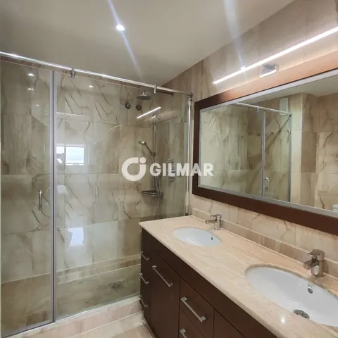 Pis de 120 m² a Estepona