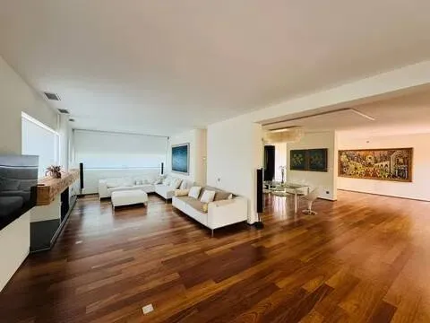 Habitació de lloguer, Girona