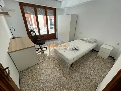 Habitació de lloguer, Elx