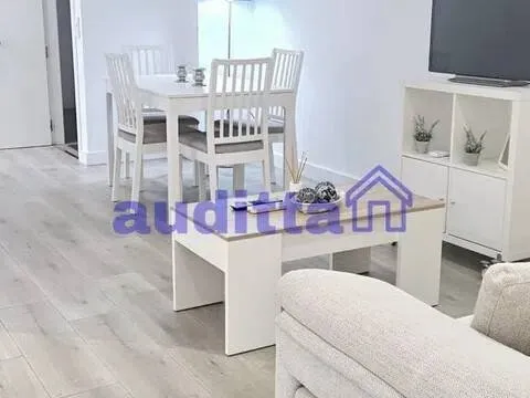 Appartement 75 m² à Séville (2/79)