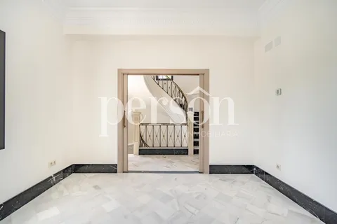 Casa de 695 m² a Godella