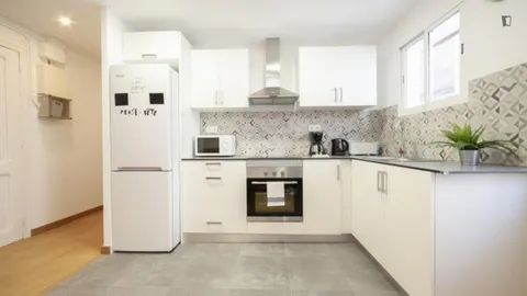 Habitació de lloguer, l'Hospitalet de Llobregat (3/14)