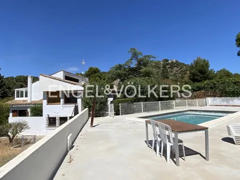 Appartement 380 m² à Nàquera / Náquera