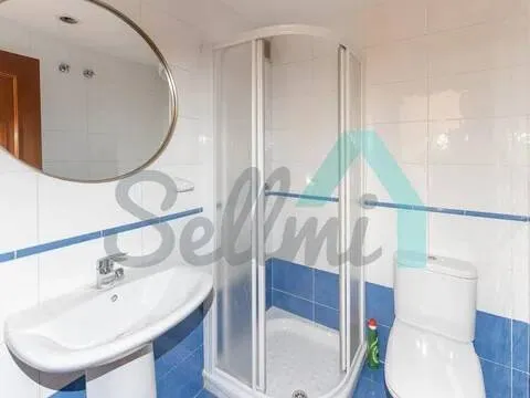 Piso de 77 m² en Oviedo