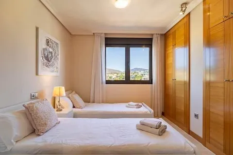 Flat 130 m² in Estepona
