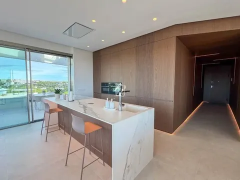 Pis de 360 m² a Oriola