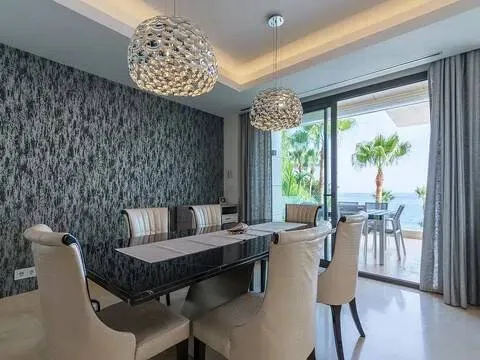 Pis de 270 m² a Estepona