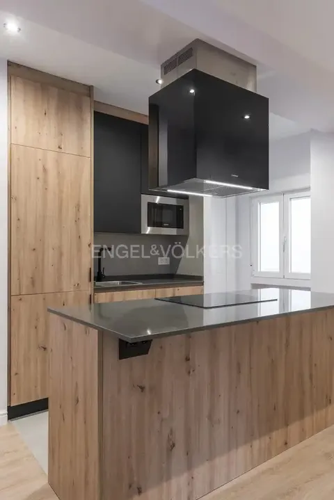 Wohnung 102 m² in Madrid