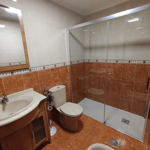 Room for rent, La Cistérniga