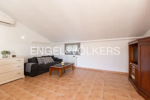 Pis de 211 m² a Godella
