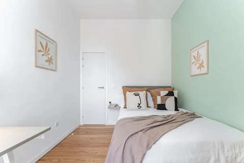 Habitación en alquiler, Madrid (2/9)