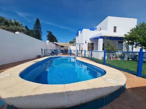 Casa de 100 m² en Conil de la Frontera