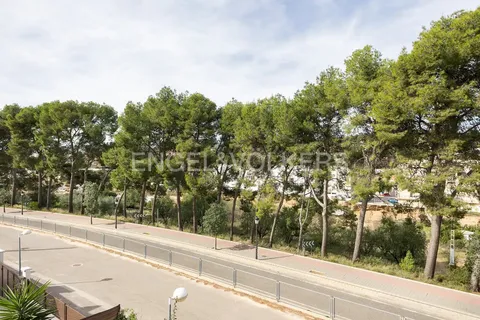 House 230 m² in Chiva