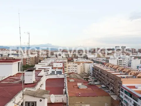 Wohnung 96 m² in Valencia