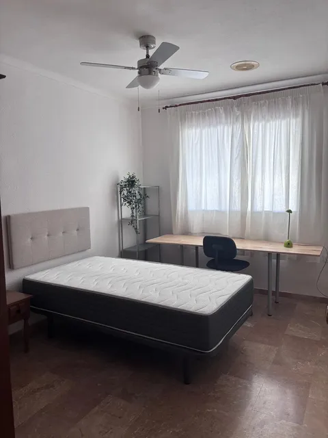 Habitació de lloguer, Lorca