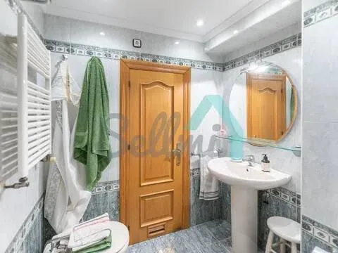 Pis de 134 m² a Oviedo