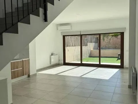 House 200 m² in Rocafort