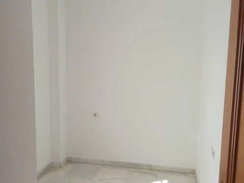 Pis de 75 m² a Còrdova